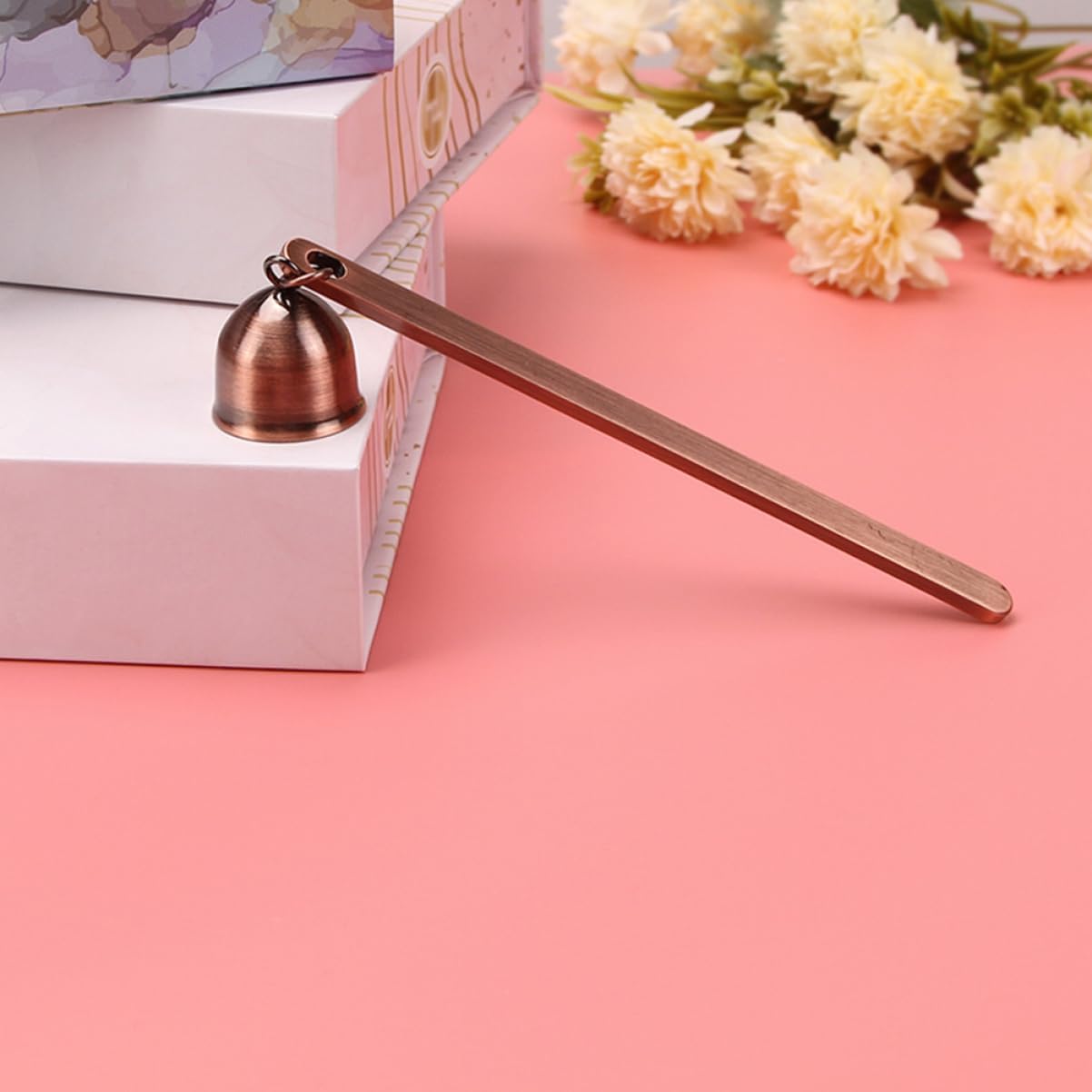 ERINGOGO Candle Snuffer Vintage Design Long Handle