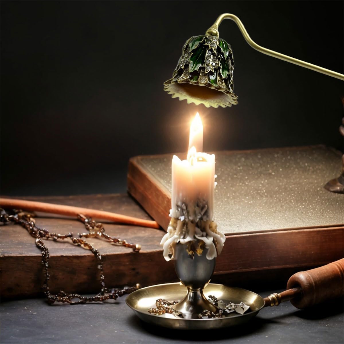 Earssa Candle Snuffer Green Vintage Metal Holder