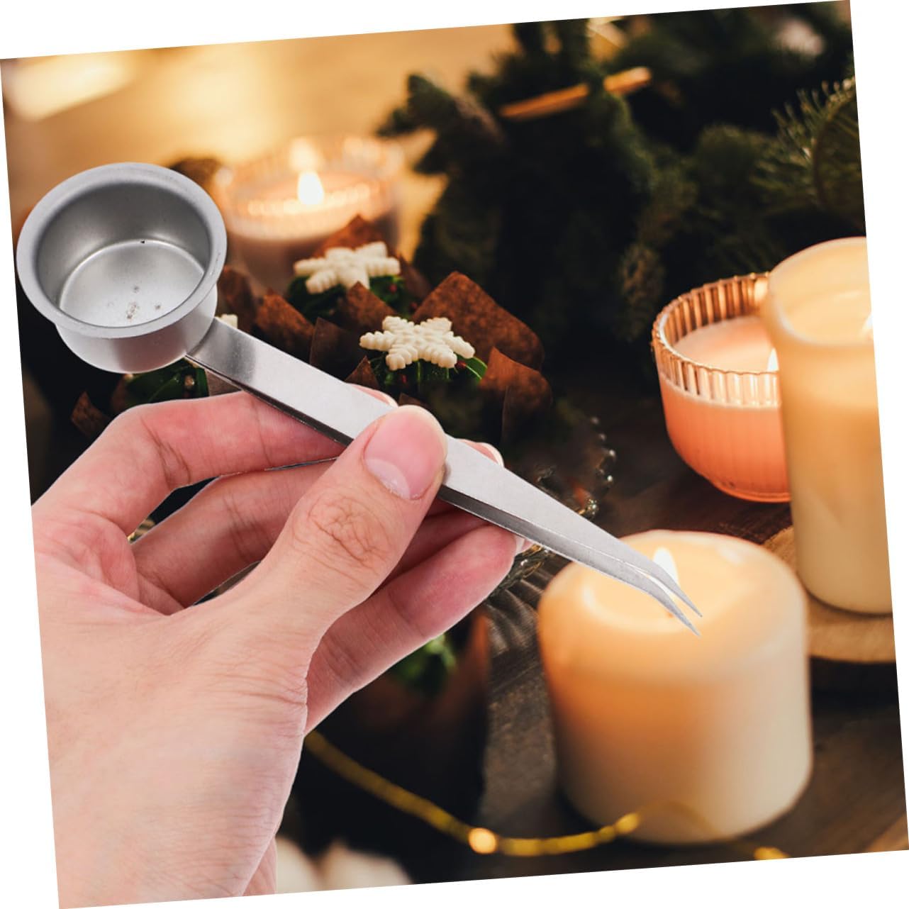 STOBAZA 2Pcs Iron Candle Snuffer with Flame Handle