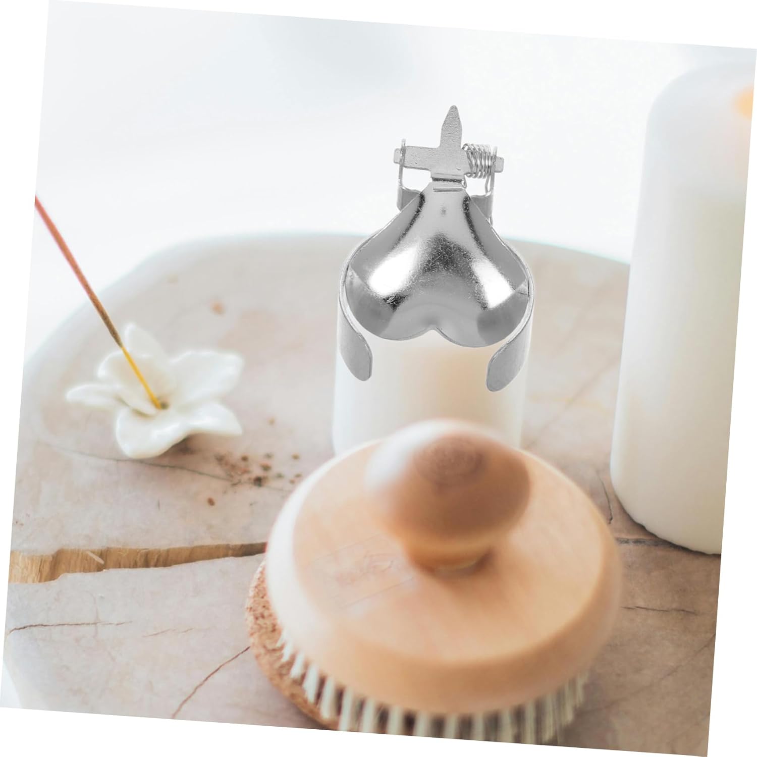 STOBAZA 2pcs Metal Heart Shape Candle Snuffer Extinguisher
