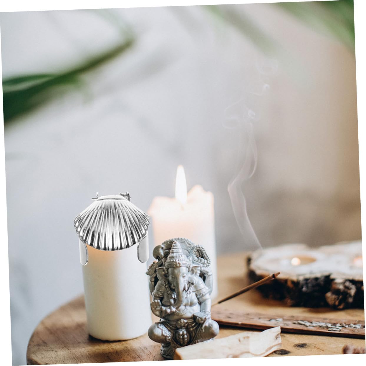 Metal Candle Snuffer Tool with Shell Shape for Flame Control