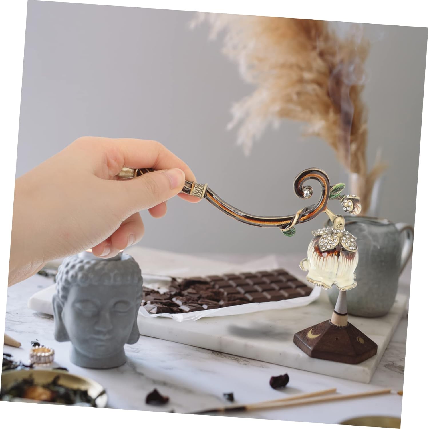 LIFKICH Candle Snuffer with Long Handle and Metal Design