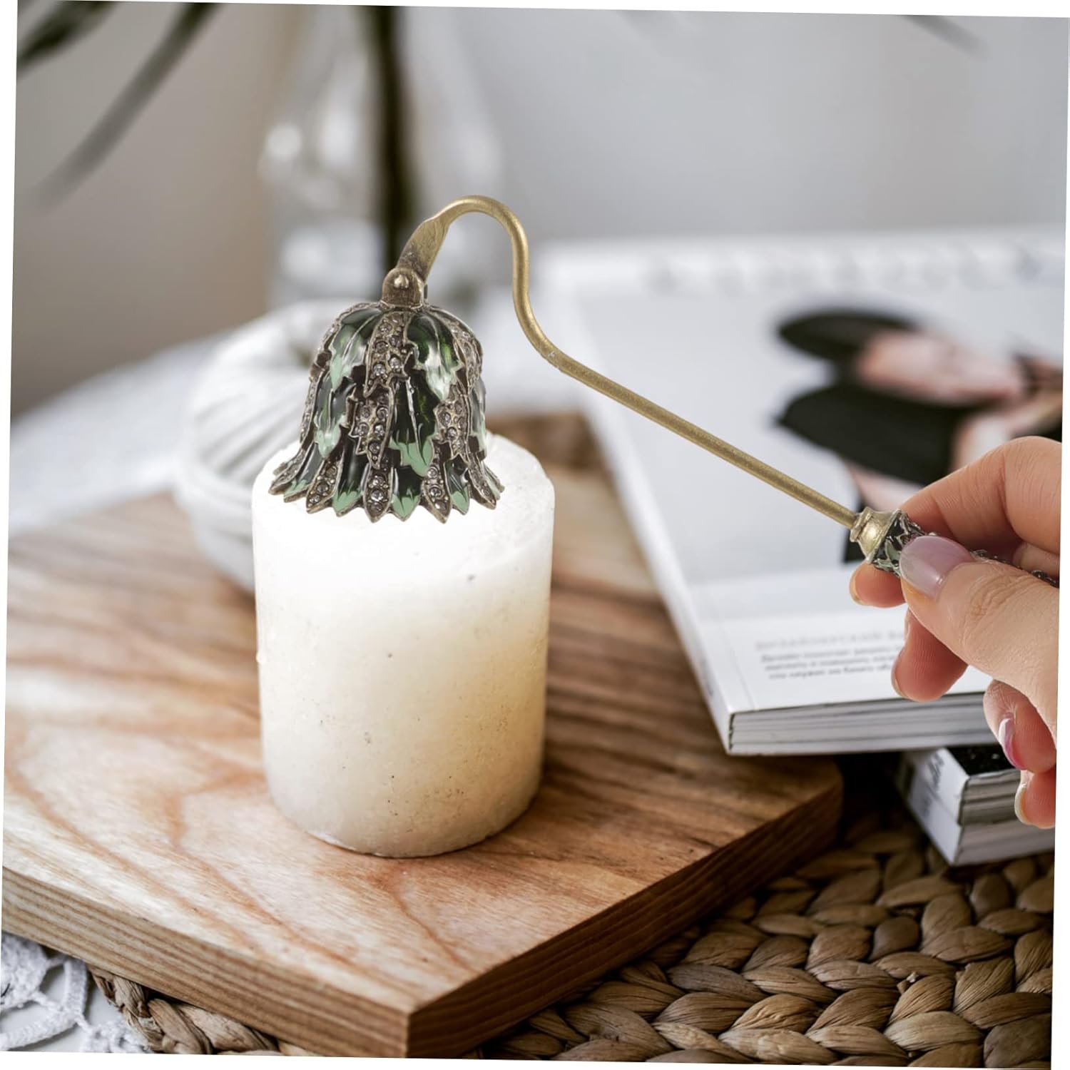 ERINGOGO Candle Snuffer Extinguisher Metal Tool