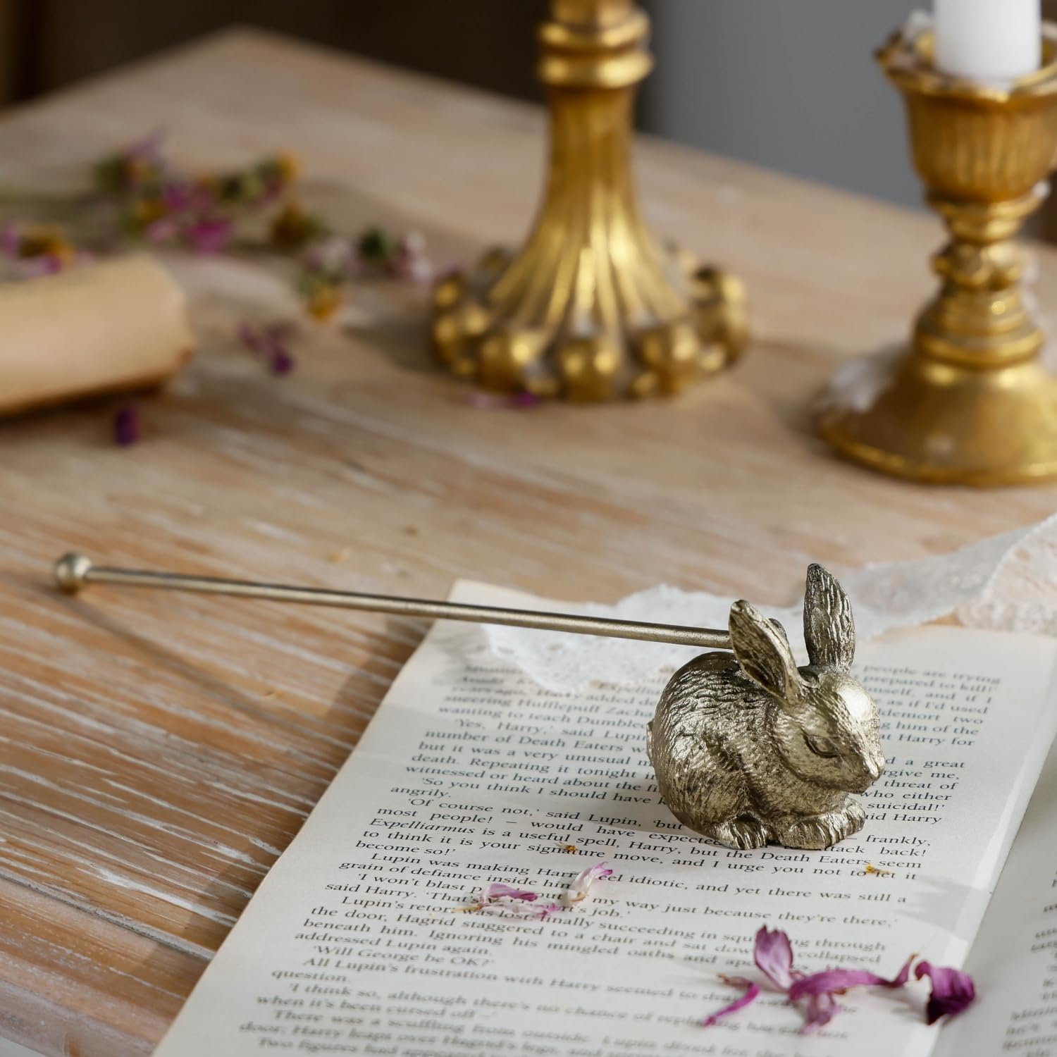 NIKKY HOME Candle Snuffer with Long Handle Bunny Style